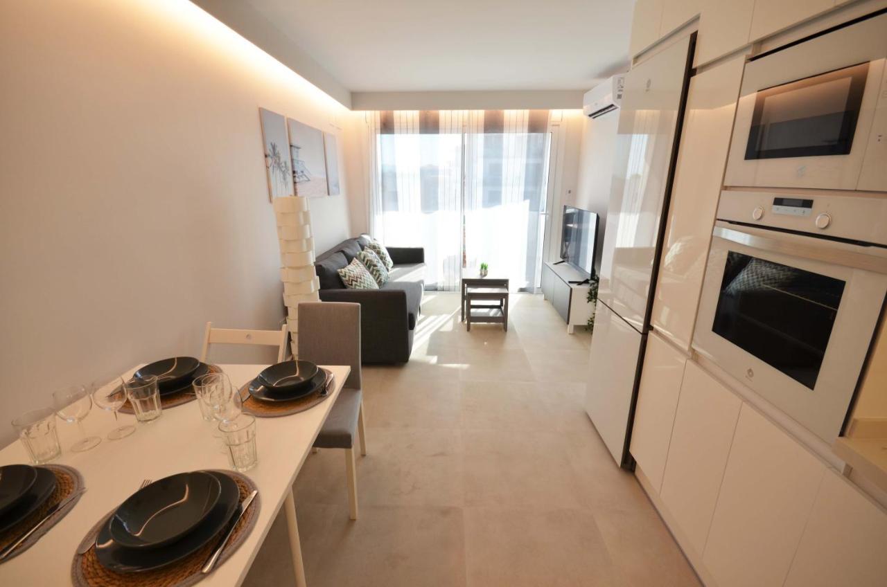 La Torre Marinada Apartment Кембрилс Екстериор снимка